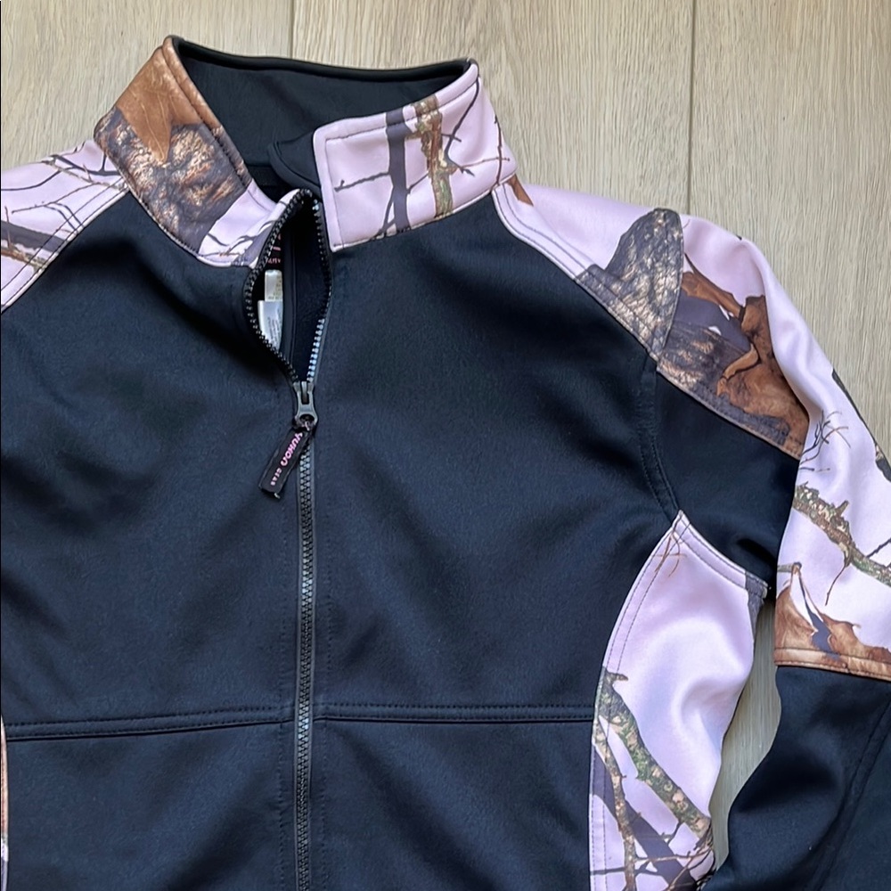 Yukon Gear Women's Camouflage Jacket Black & Pink Size Medium